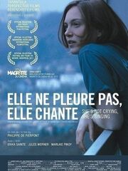 Она не плачет, она поет