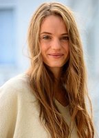 Ноэми Шмидт