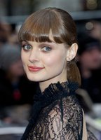 Белла Хиткот