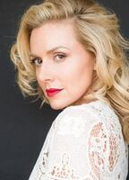 Элисон Макэти