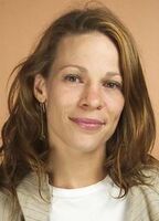 Лили Тейлор