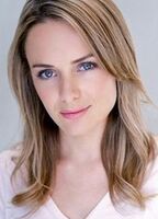 Эмма Леонард