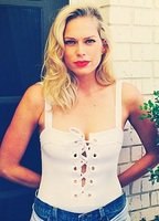 Эрин Фостер