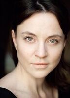 Аня Совински