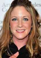 Лесли Фишер