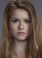 Женевьева Энджелсон