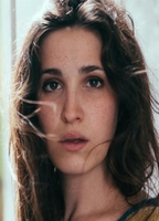 Карла Линарес