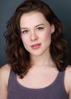 Эмили ДеФорест