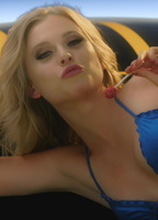 Лекси Лоуелл