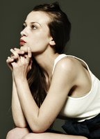 Изабель МакНалли