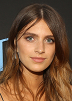 Нелл Тайгер Фри