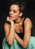 Маевэ Жинкингз