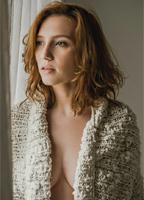 Лорена Компрату