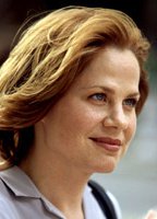 Дирдри Лавджой