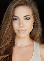 Кортни Би Турк