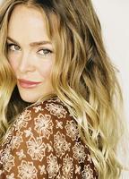 Изабель Честер