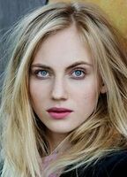 Элиза Шлотт