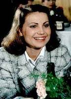 Моника Закова