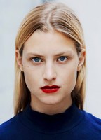 Анна Платен