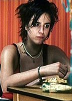 Натали Броодс