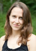 Жозефин Декер