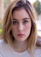 Грэйс Виктория Кокс