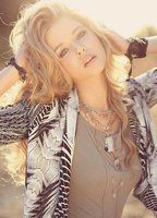 Саша Питерс