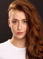 Джулия Бэтилан