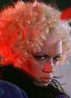 Мэрилин Манхо