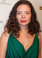 Роберта Пецольд