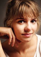 Салли Хармсен