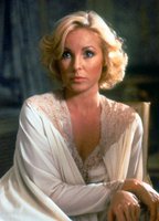 Виктория Теннант