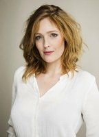 Джули Агнете Ванг