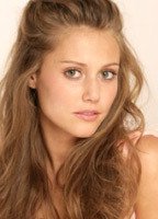 Джулианна Гуилл