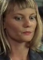 Анке Швиковски