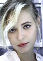 Каролина Коминек-Скуратович