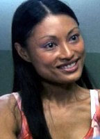 Кира Клавелл