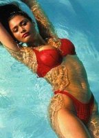 Шарлотта Льюис