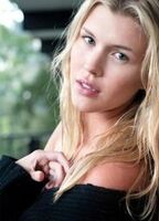 Шэрон Хинендэйл