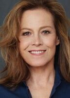 Сигурни Уивер