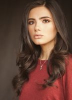 Арьенн Мэнди