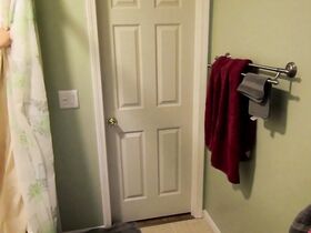 Джони Дуриан голая, Бэмби Бодетт голая, Корелла Варинг голая, Рейган Рут голая – Инвалид (2015) #7