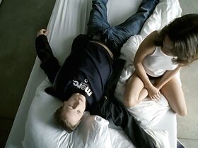 Наталия Авелон голая – Финишная черта (2011) #2