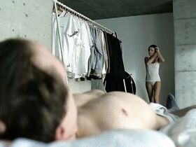 Наталия Авелон голая – Финишная черта (2011) #5