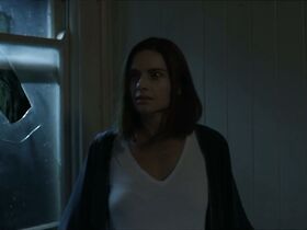 Кендал Нагорка голая – Из тени (2017) #9