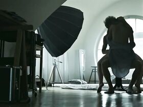 Кристина Малерова голая – Poslouchej (2019) #6