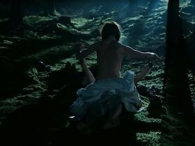 Сюзанна Вольф голая – Hedda (2016) #4