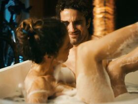 Майке Дроште голая – Das Leben ist kein Kindergarten (2020) #3