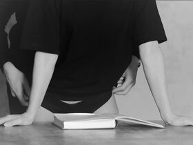 Юлия Снигирь секси – Хороший человек s01e02 (2020) #4