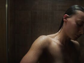 Йозефин Асплунд голая – Святилище s01e03, e06 (2019) #4